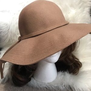 Wool Floppy Hat